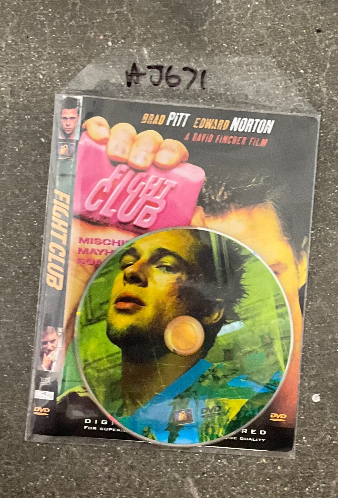Fight Club (DVD, 1999) NO CASE NO TRACKING #AJ671