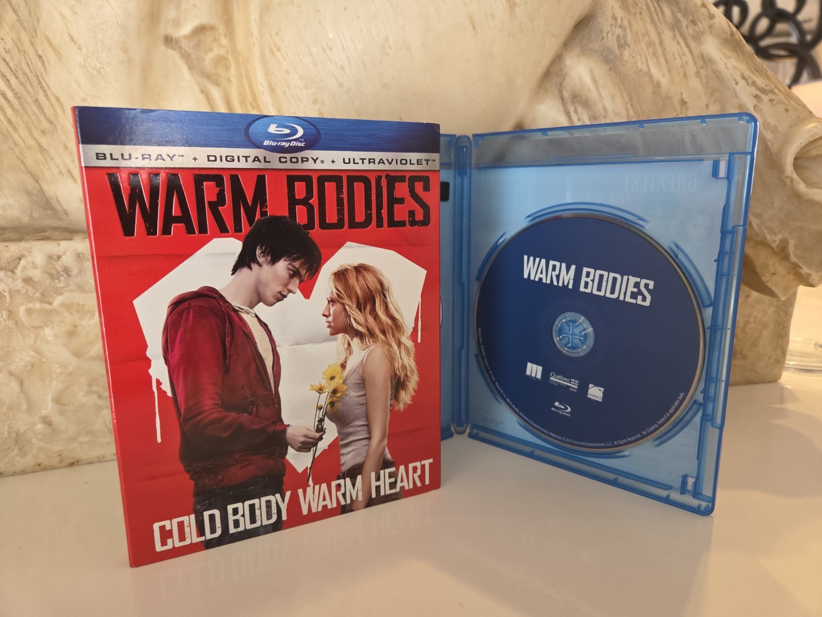 Warm Bodies (Blu-Ray) with Slipcover