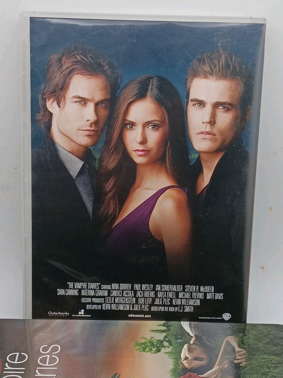 The Vampire Diaries: The Complete First Season (5 DVDS, 2009) PRE-OWN GOOD