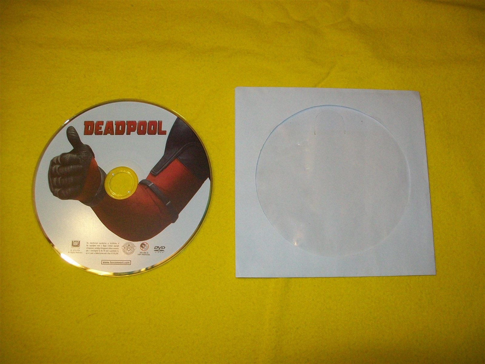 DEADPOOL DVD DISC ONLY NO CASE MAVEL RYAN REYNOLDS