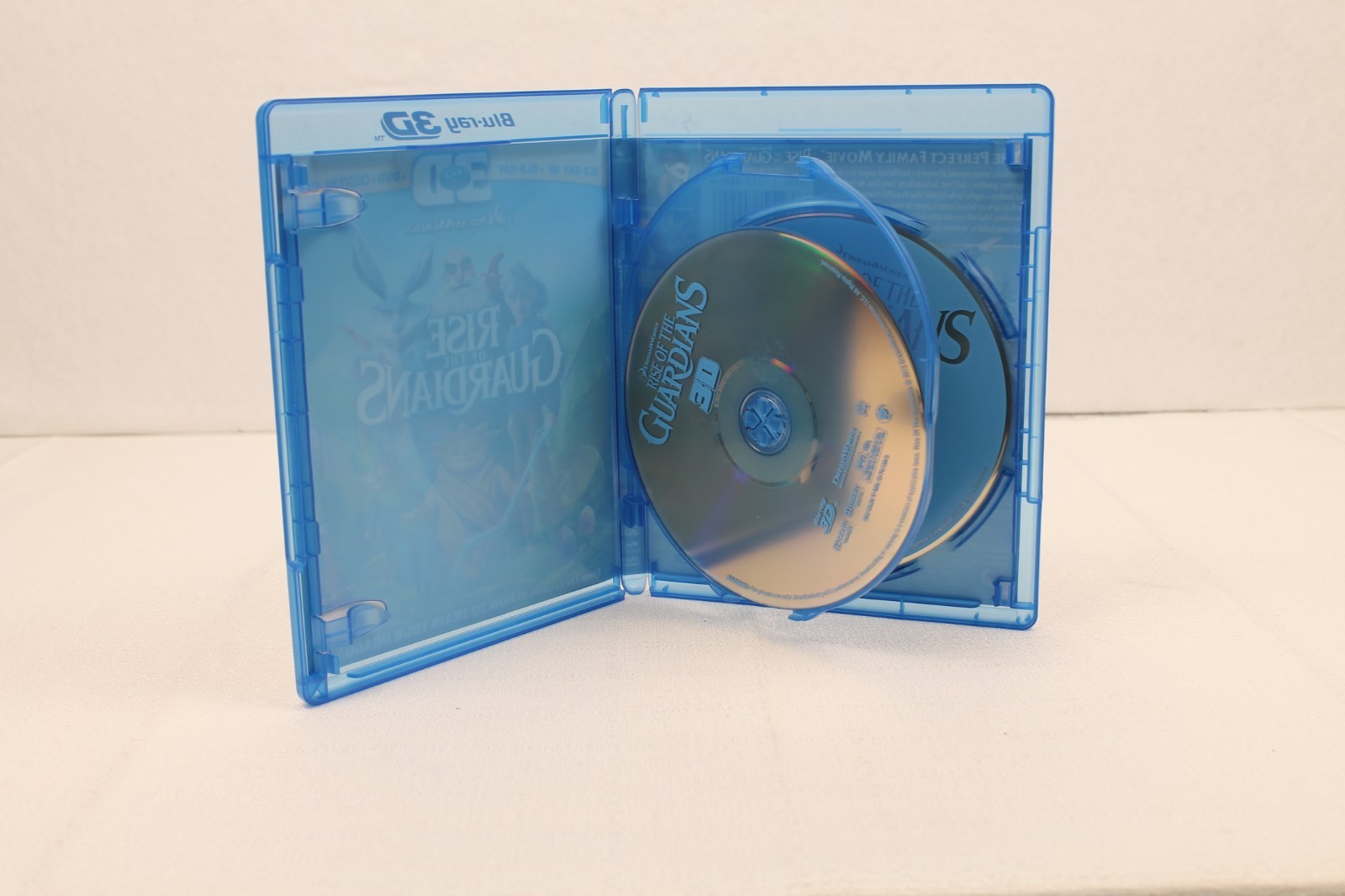 Rise of the Guardians 3D (Blu-ray/DVD, 2012, 2-Disc Set)