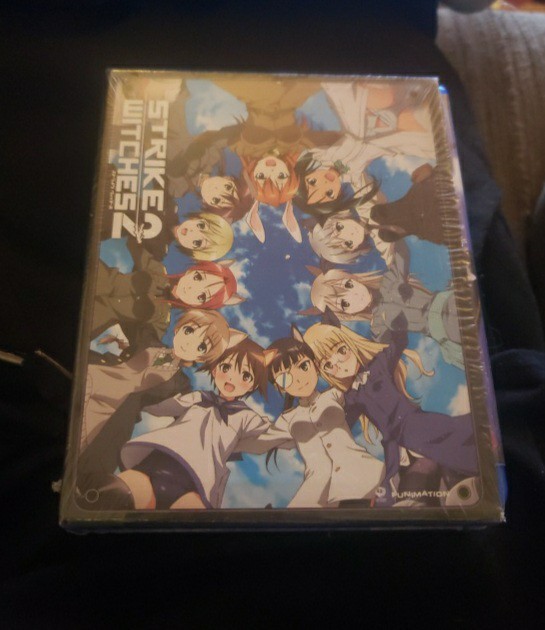 Strike Witches 2: Season 2 Limited Edition Blu-ray/DVD (2012, DVD/BLURAY, 4DISC)