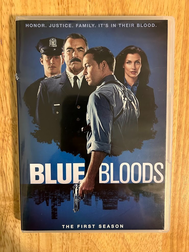 DVD Lot-16, Sherlock, Blue Bloods, Criminal Minds, Magnum P.I, Hill Street Blues