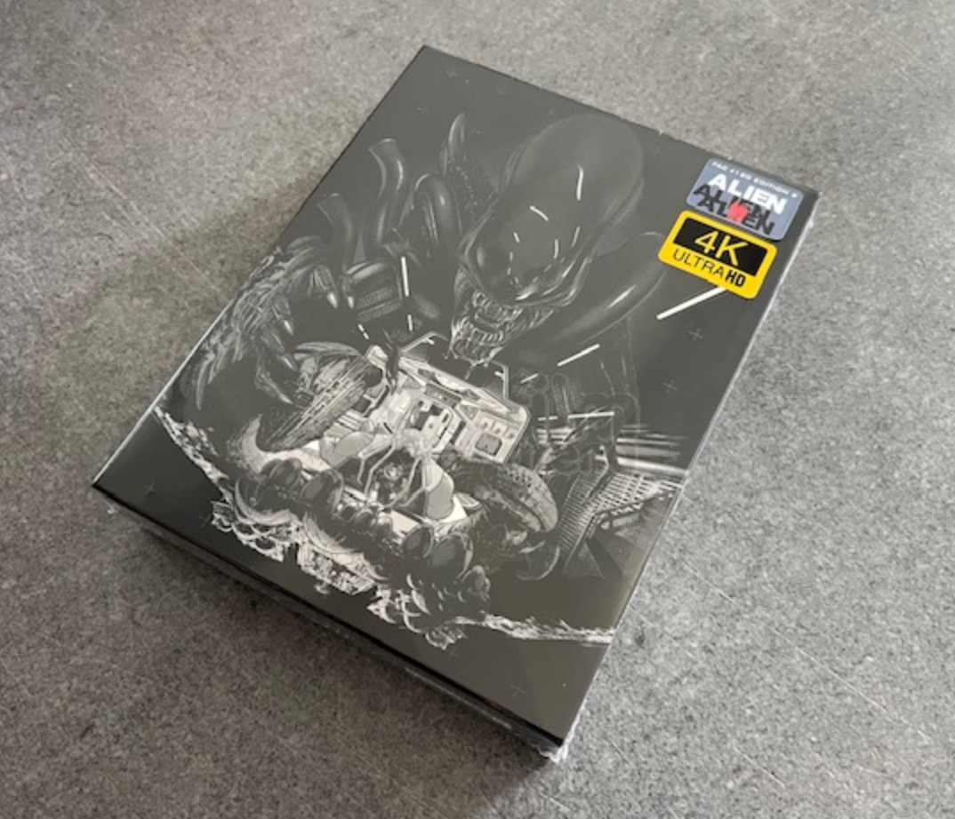 Brand Alien 4K Full Slip Steelbook UHD Bluray Glow in Dark Czech1979 Sh G1N