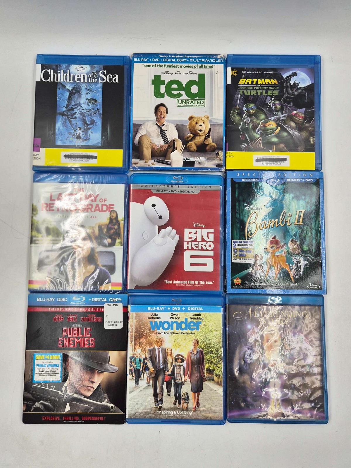 Lot of 40 Blu-ray & DVD Movies Action Sci-Fi Comedy Drama Mixed Condition Used