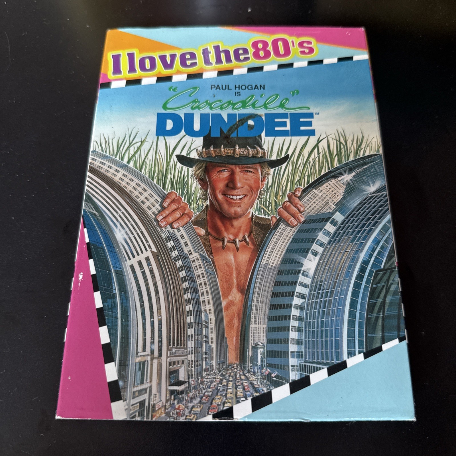 Crocodile Dundee (DVD, 1986, I Love the 80’s Slipcover Edition)