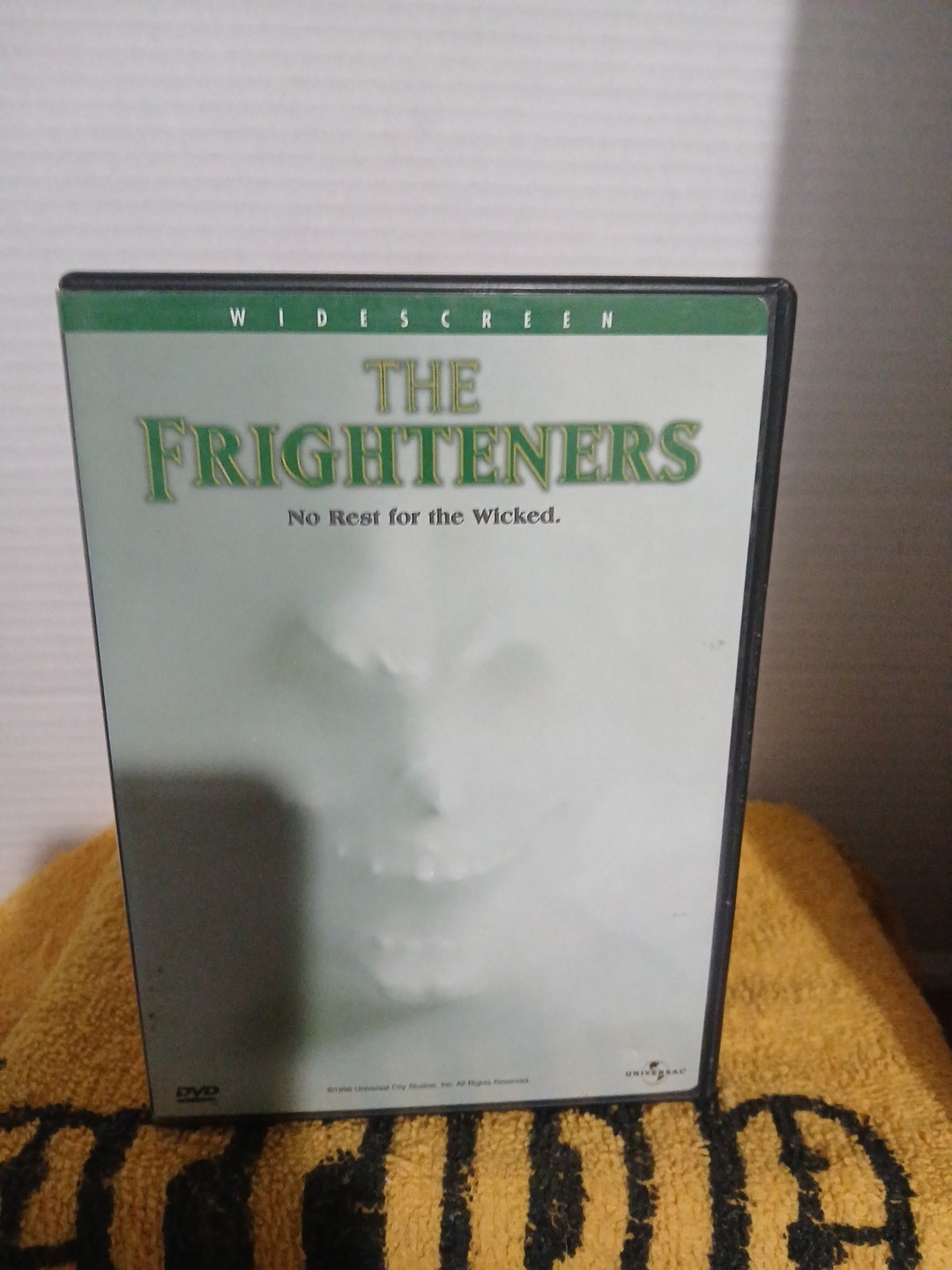 The Frighteners (1996 DVD 110 Min Rated R) Michael J Fox