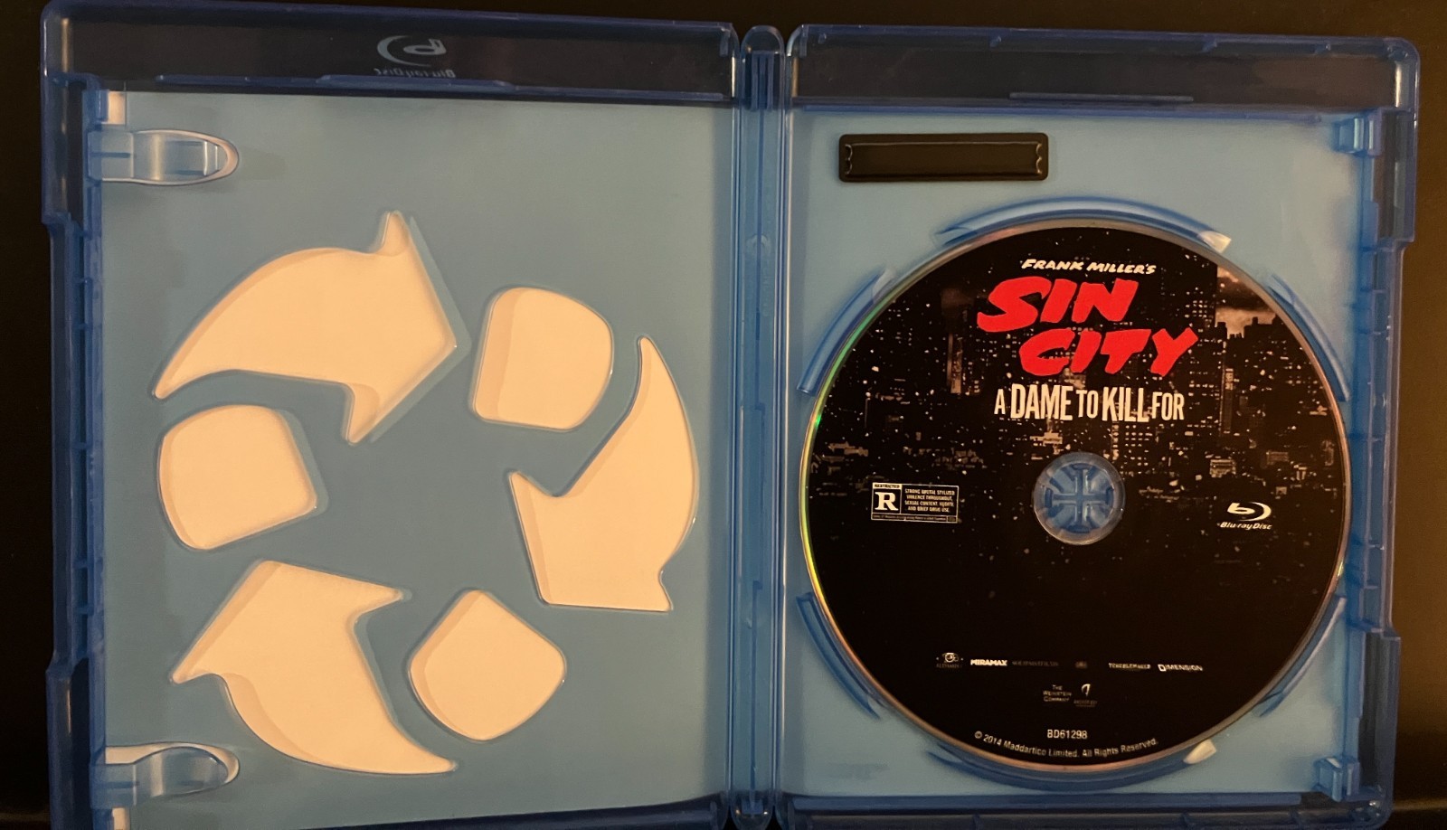 SIN CITY: A DAME TO KILL FOR [BLU-RAY – 2014 – STARZ/ANCHOR BAY] *LIKE NEW*