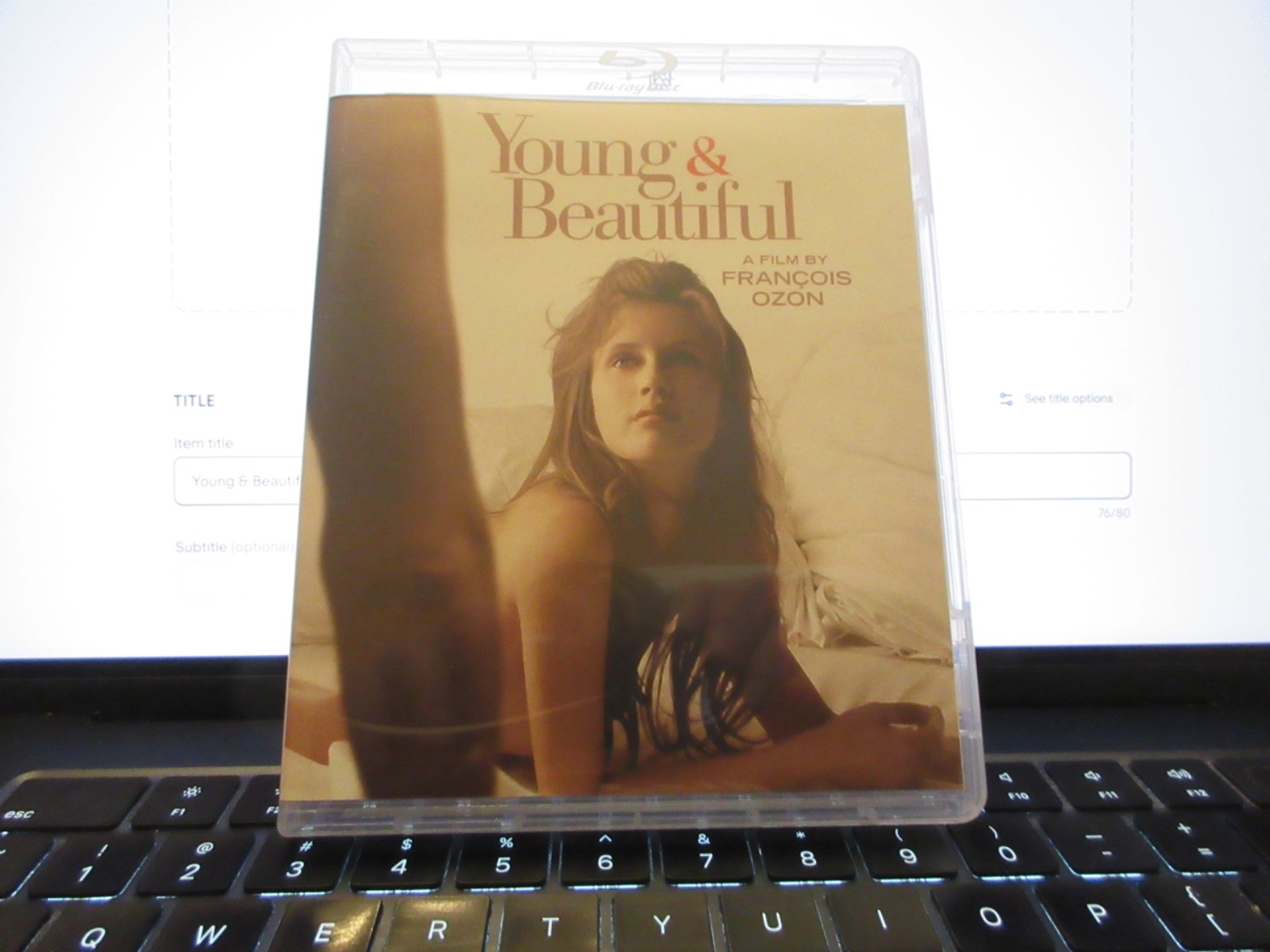 Young & Beautiful Blu-ray Frédéric Pierrot Charlotte Rampling French W/booklet