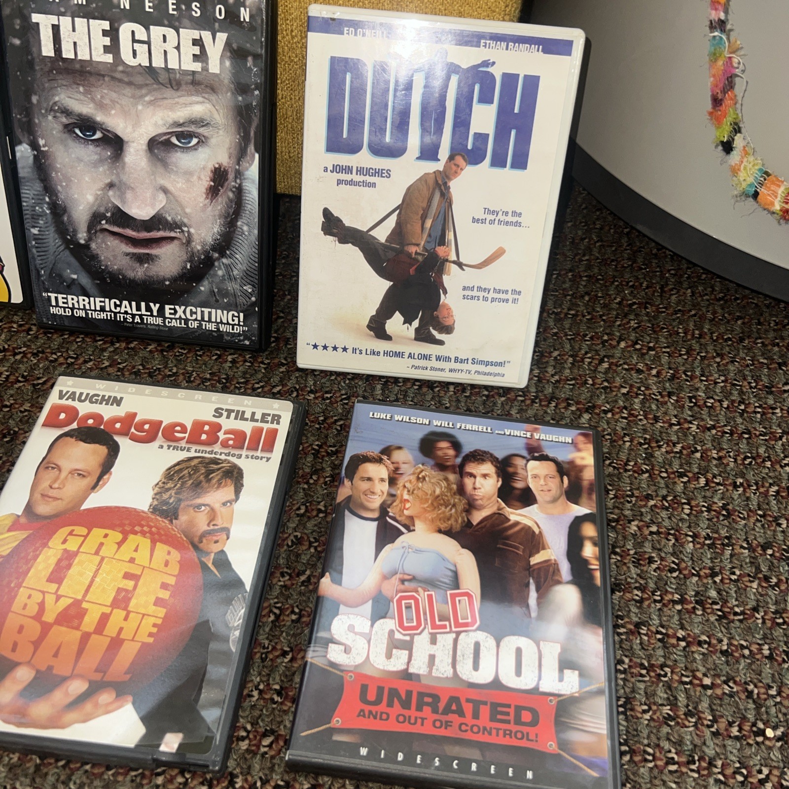 LOT OF 8 COLLECTABLE DVDS