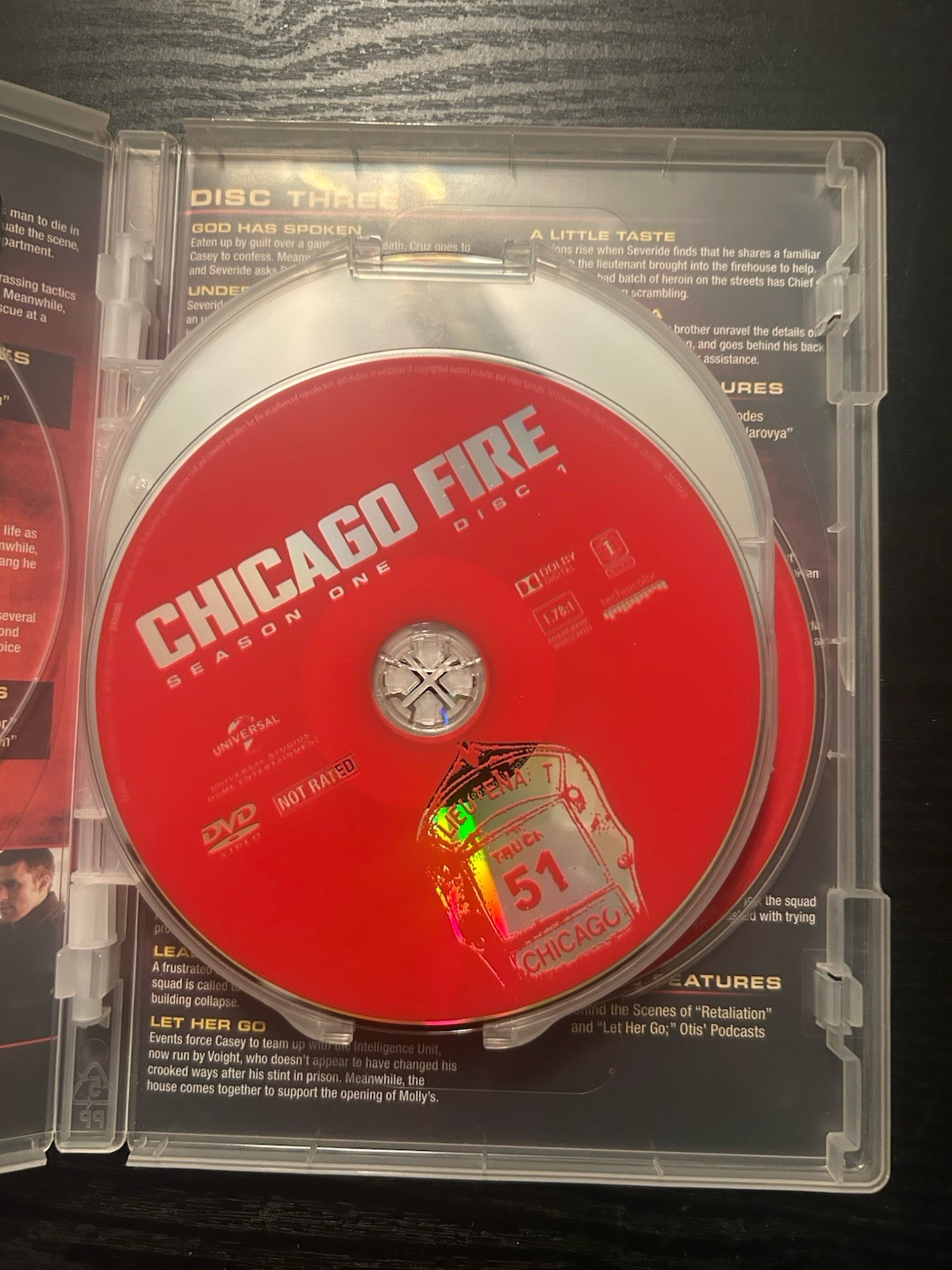 Chicago Fire: Season One (DVD, 2012)