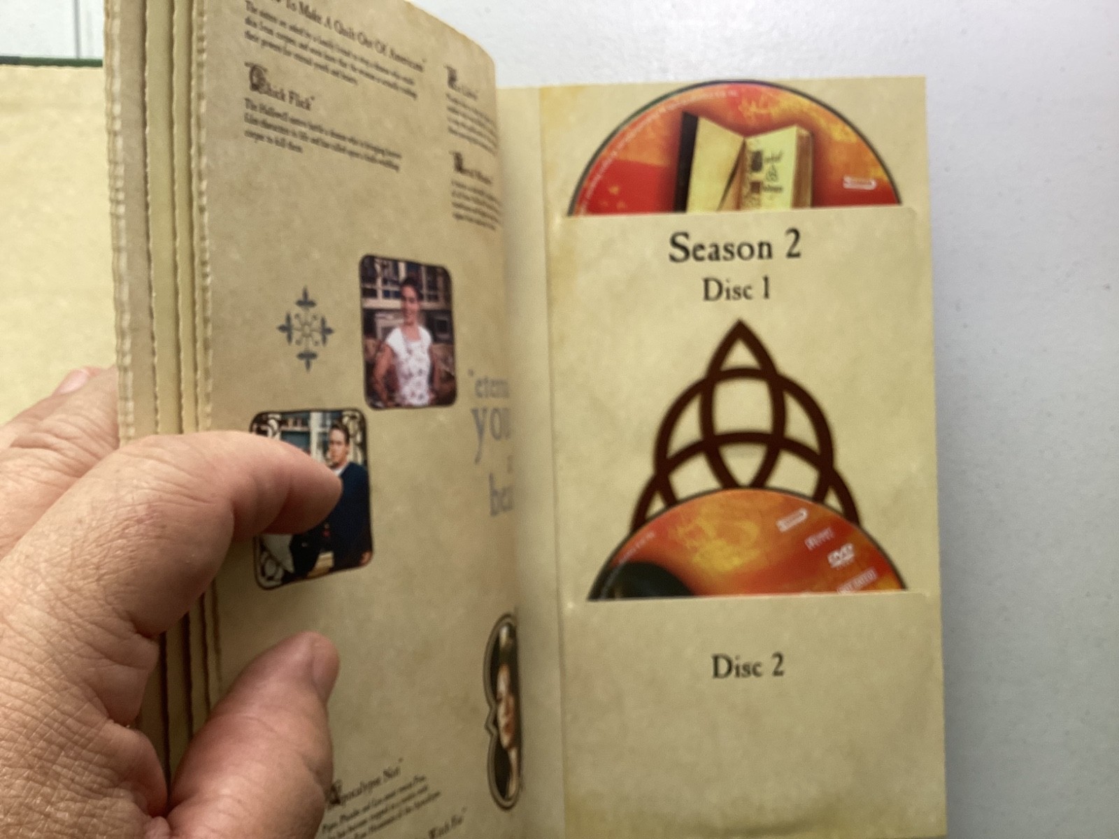 Charmed Book of Shadows DVD Set Missing 1 Disc Bonus Disc Included 48 Discs