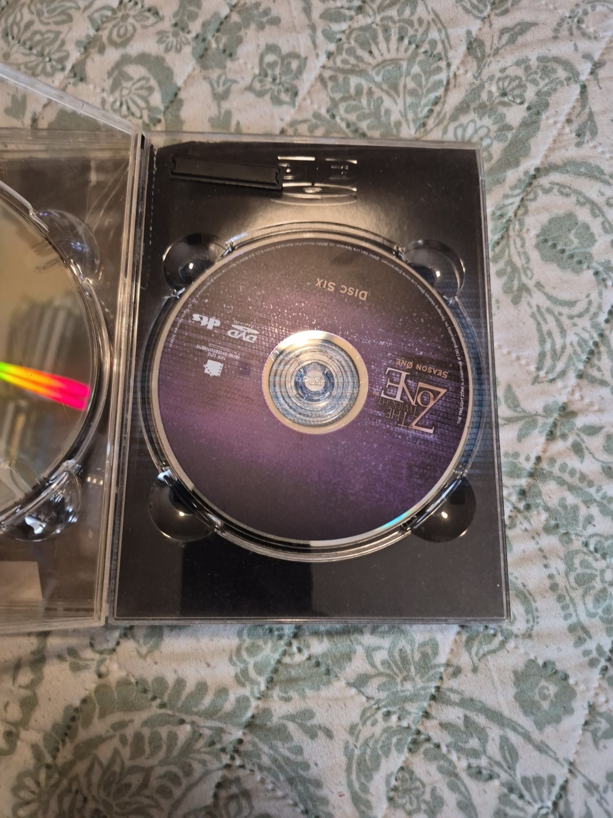 The Twilight Zone (2002) (DVD, 2004, 6-Disc Set) Season 1. DVD