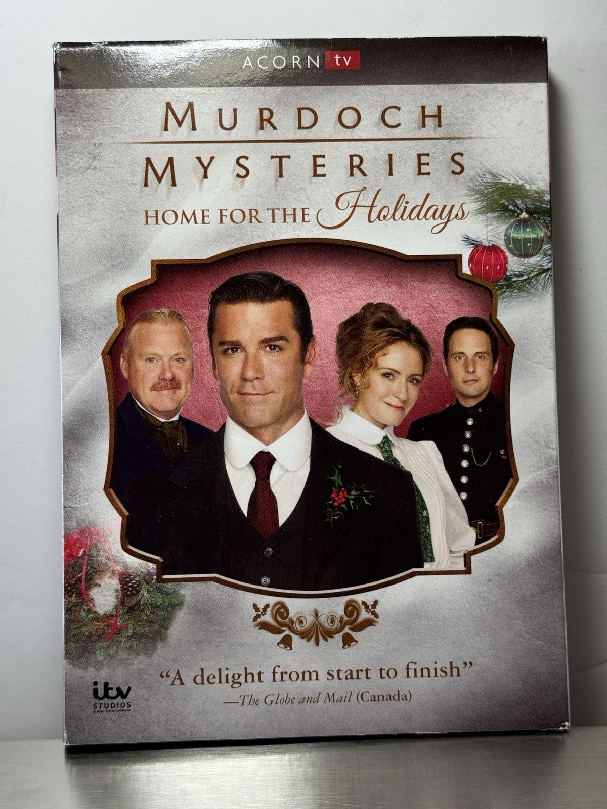 Murdoch Mysteries: Home For the Holidays Yannick Bisson, Helene Joy, Thomas Cra