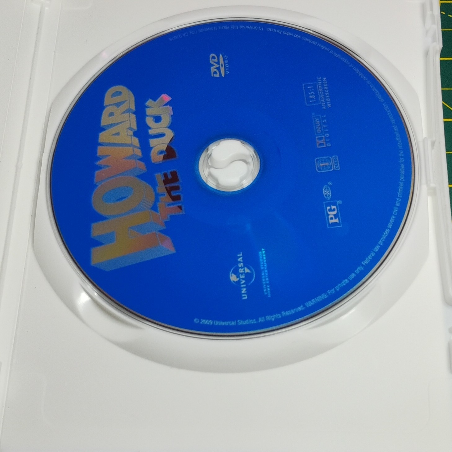 Universal Studios Howard the Duck DVD Special Edition PG 110 min Huyck