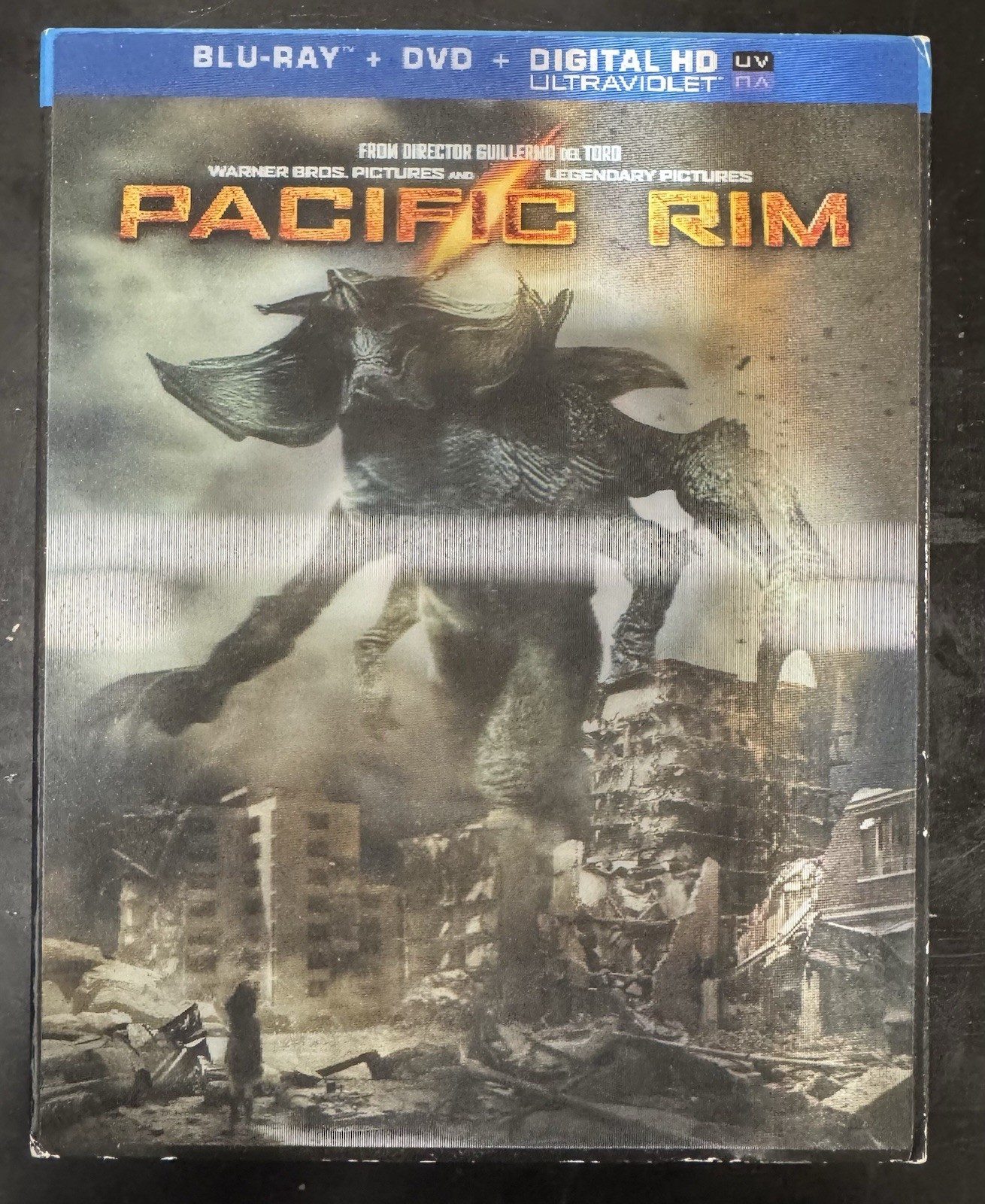 Pacific Rim Blu-ray PG-13 Guillermo del Toro 131 Min Bonus 2013 lenticular slip
