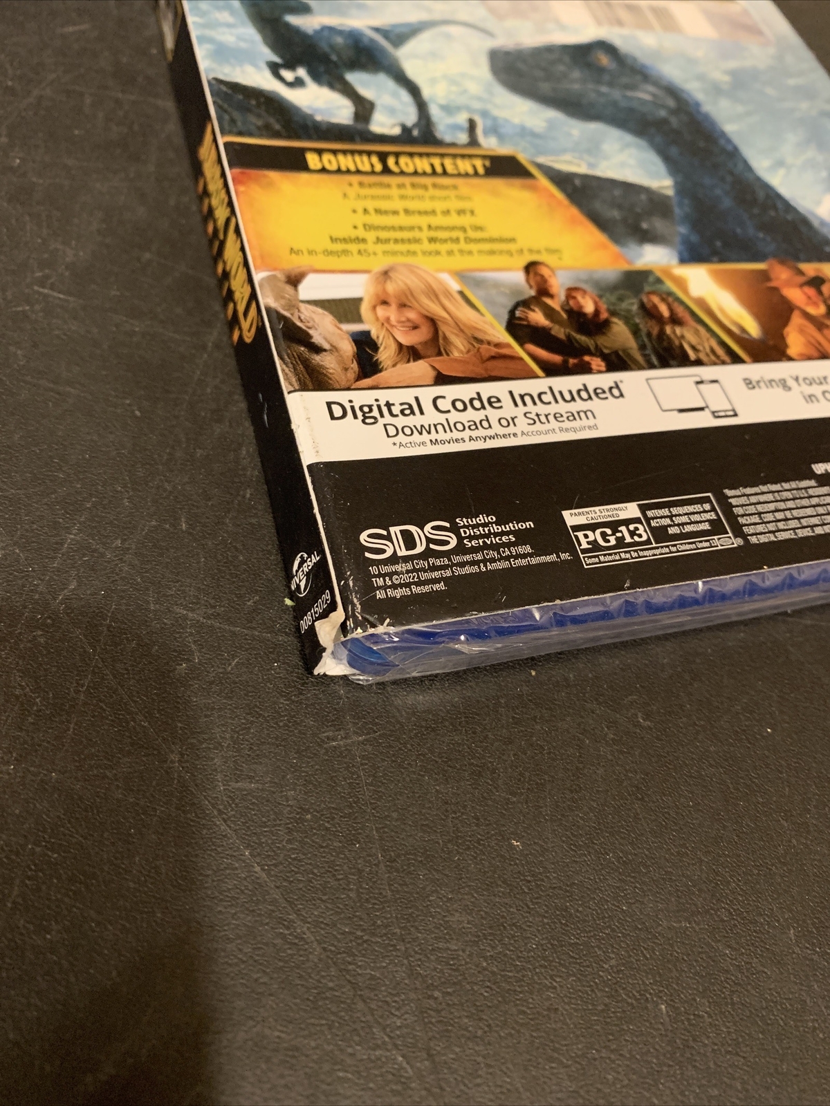 Jurassic World Dominion Bluray/DVD w/ Slipcover New Sealed