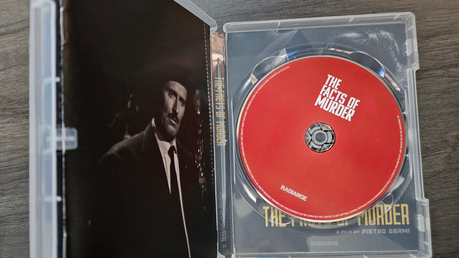 The Facts of Murder (Petro Germi, 1959) Limited Edition Radiance Blu-ray