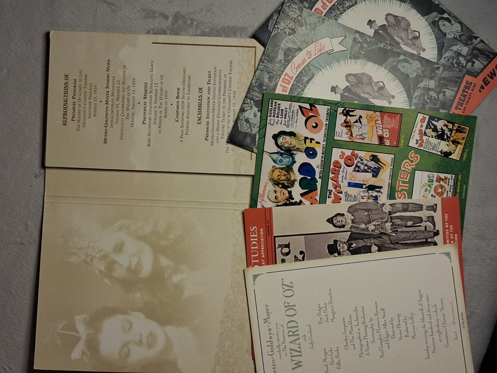 Warner Home Video The Wizard of Oz 3-Disc Collector’s DVD Commentary Region 1