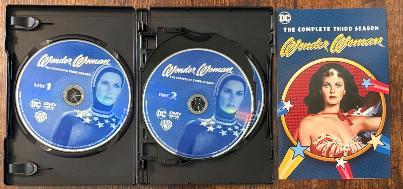 WONDER WOMAN….THE COMPLETE SERIES.. DVD.. LIKE NEW….