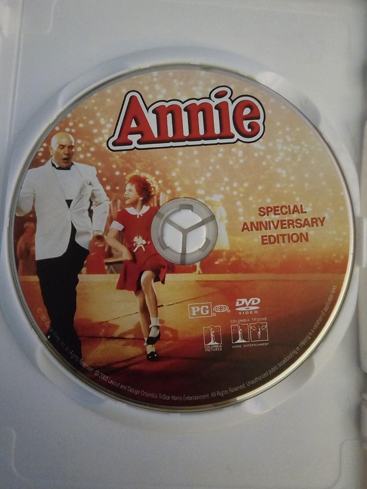Annie (DVD, 2006,) Tim Curry, Carol Burnette, Albert Finney, Bernadette Peters