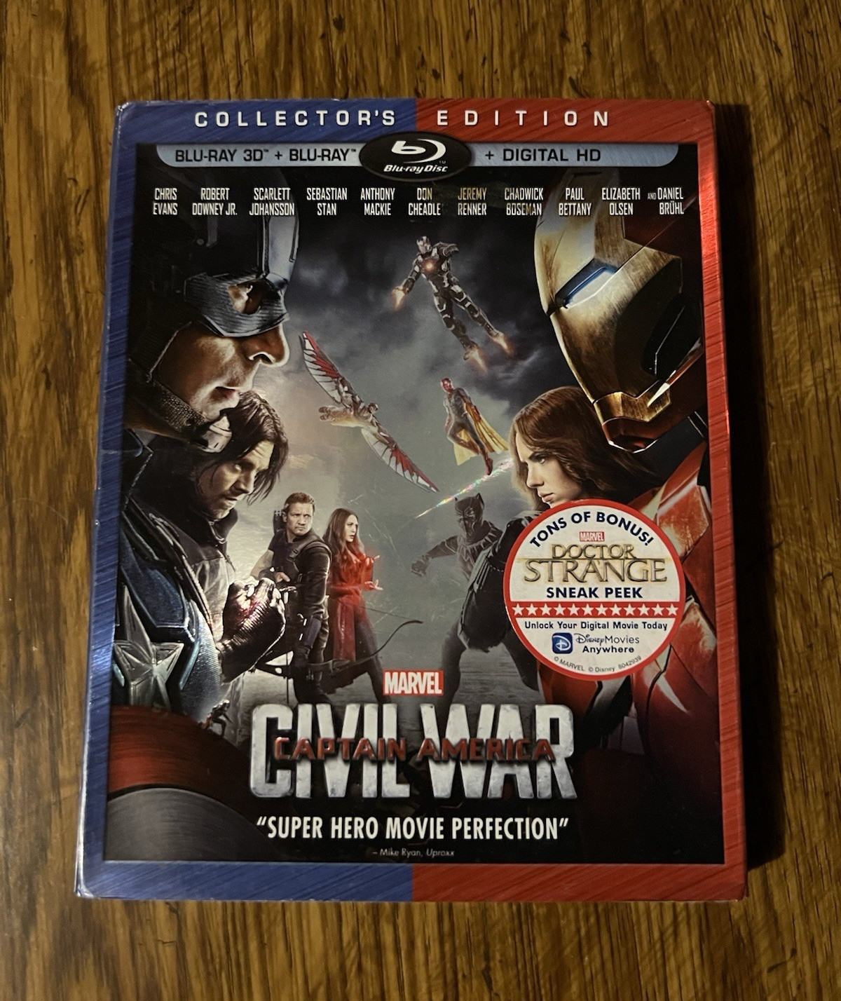Marvel Captain America: Civil War Blu-ray 3D Collector’s Edition + Digital PG-13