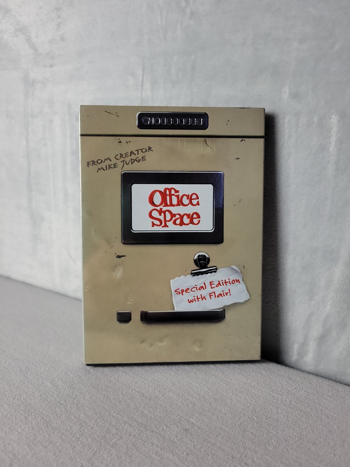 Office Space Mike Judge Jennifer Aniston DVD Special Edition with Flair!