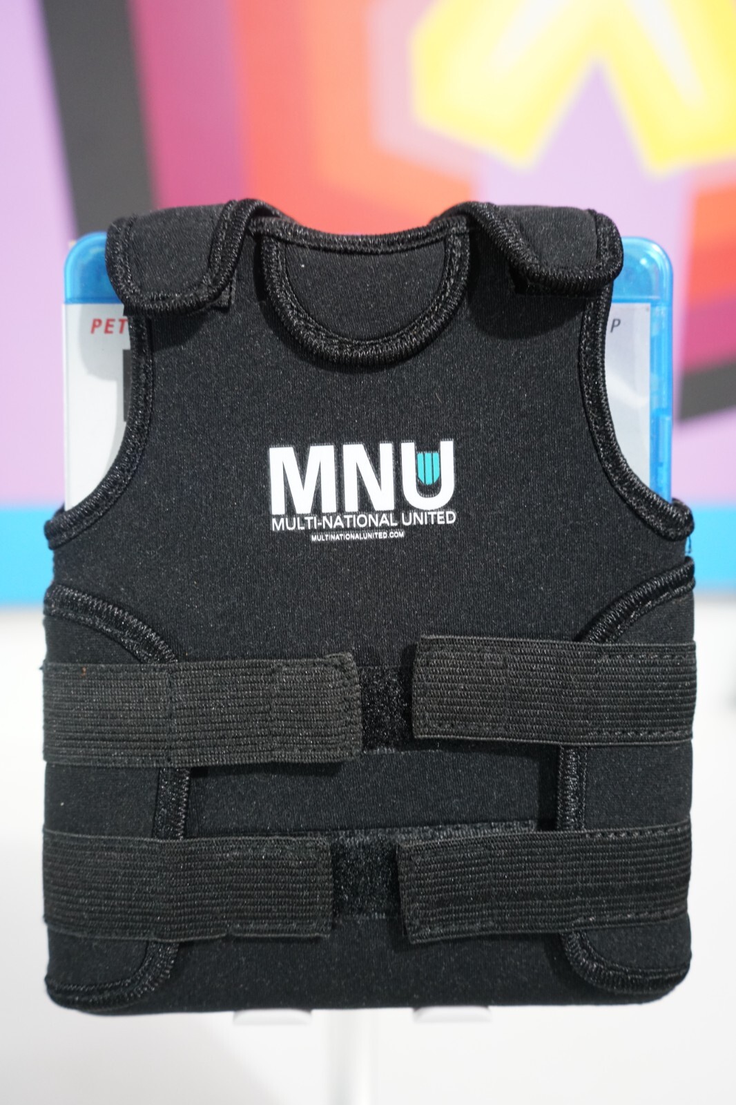 DISTRICT 9 Blu-Ray/Digital~BEST BUY EXCLUSIVE Flak Vest w/extra
