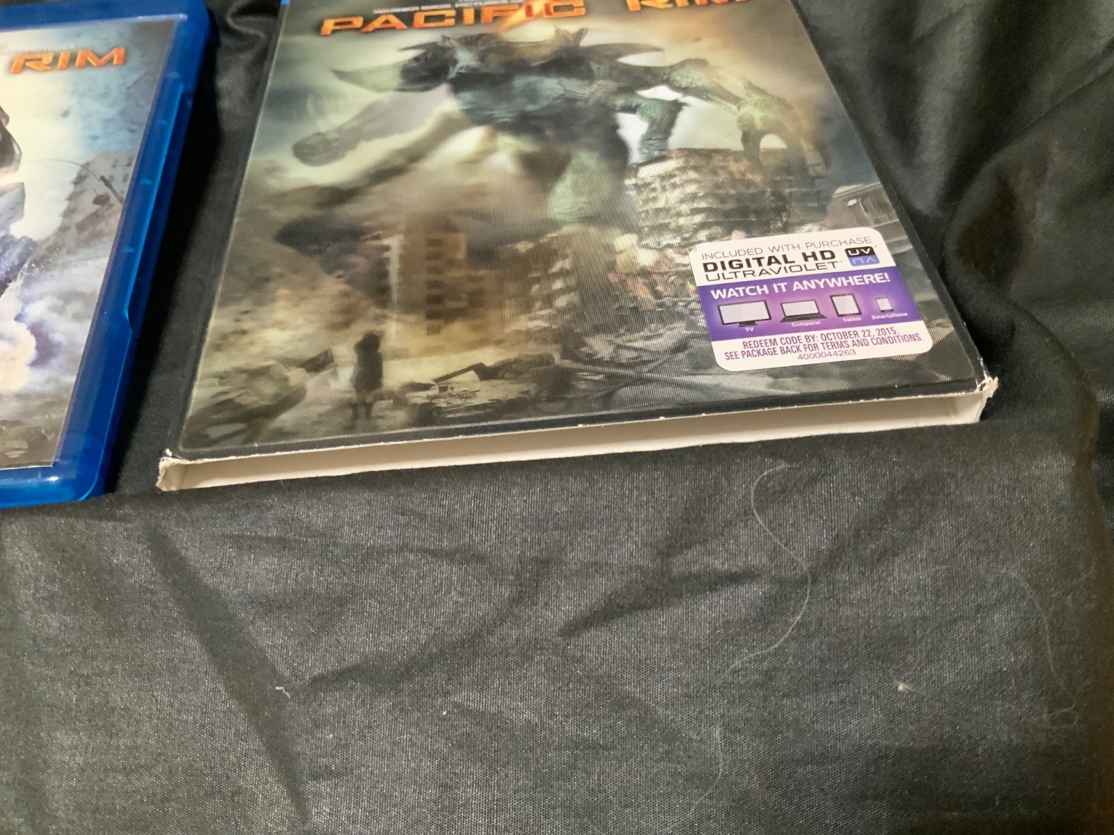 Pacific Rim Blu-Ray+DVD+Special Features disc, not sure about digital hd
