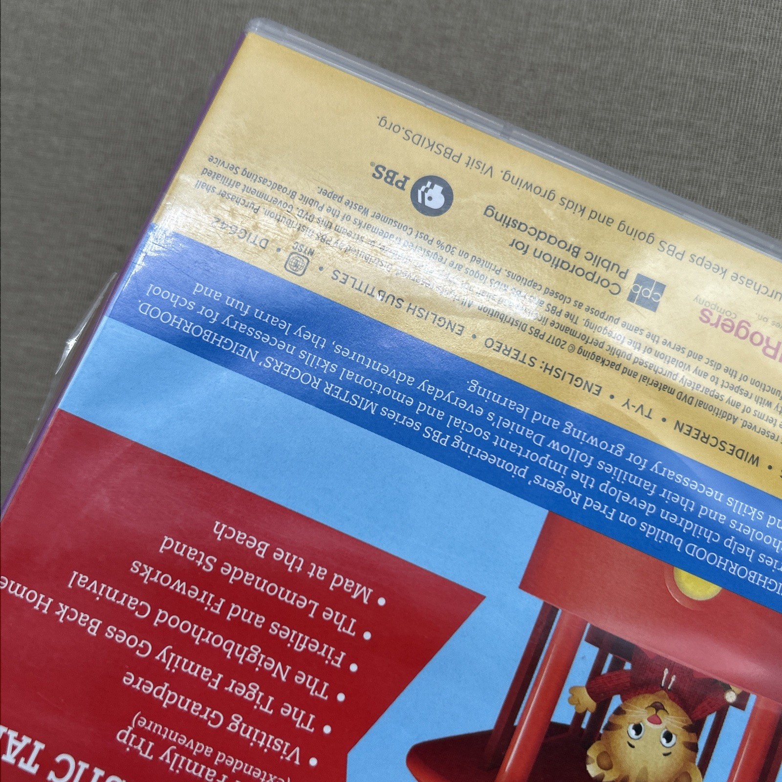Daniel Tiger’s Neighborhood: Goes Camping / Family Trip (DVD 2017 10 Eps.) Pre-K