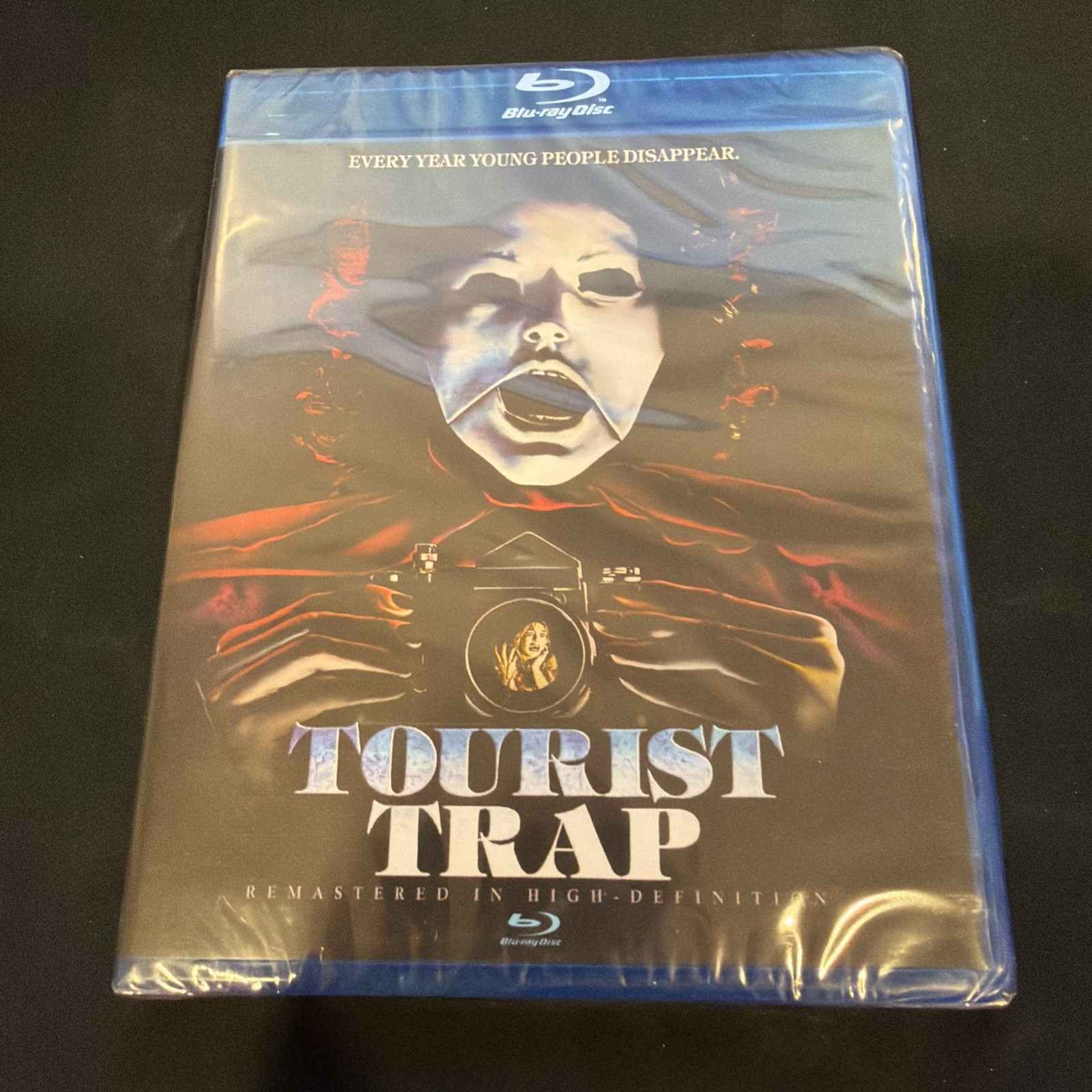 TOURIST TRAP BLU-RAY (NEW)