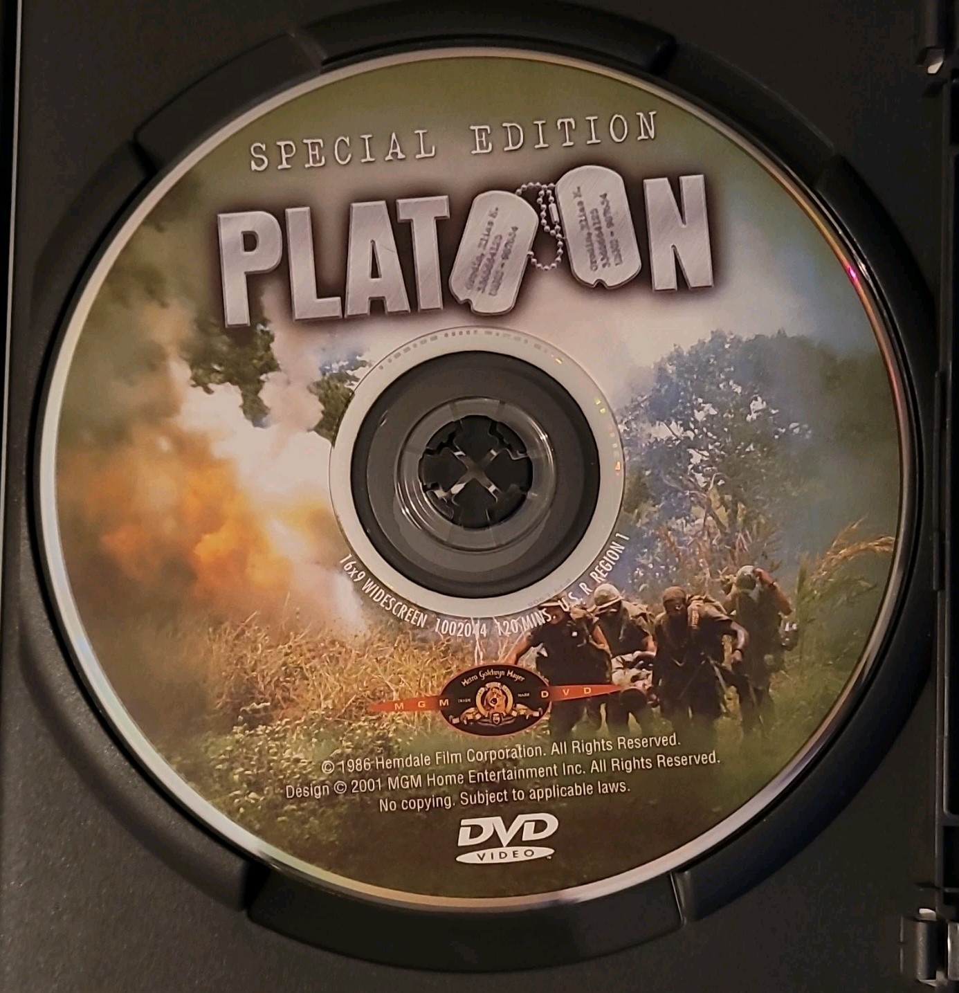 MGM Home Entertainment Platoon DVD Charlie Sheen Widescreen Special Edition