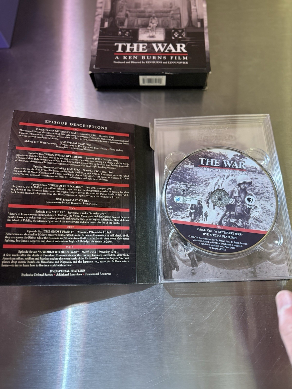 The War Ken Burns Documentary SevenPart Series DVD 2007 PBS Home Video TV14