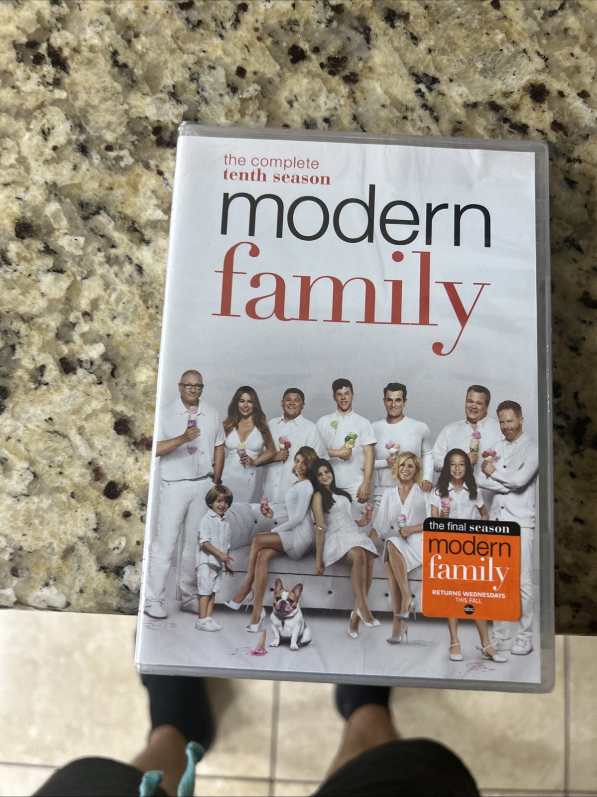 Modern Family: Season 10 [New DVD] New Sealed