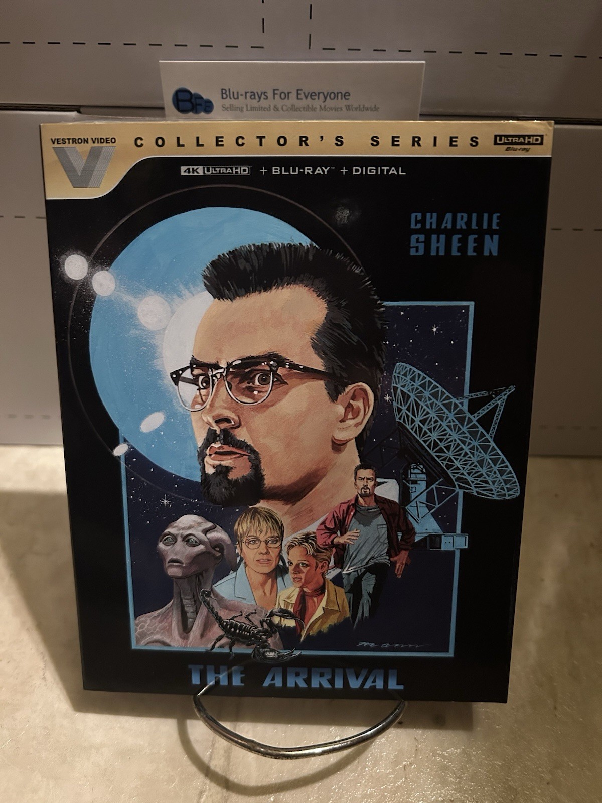 The Arrival 4K Vestron Collectors Series #40 Blu-ray + Slip Sleeve Cover [1996]