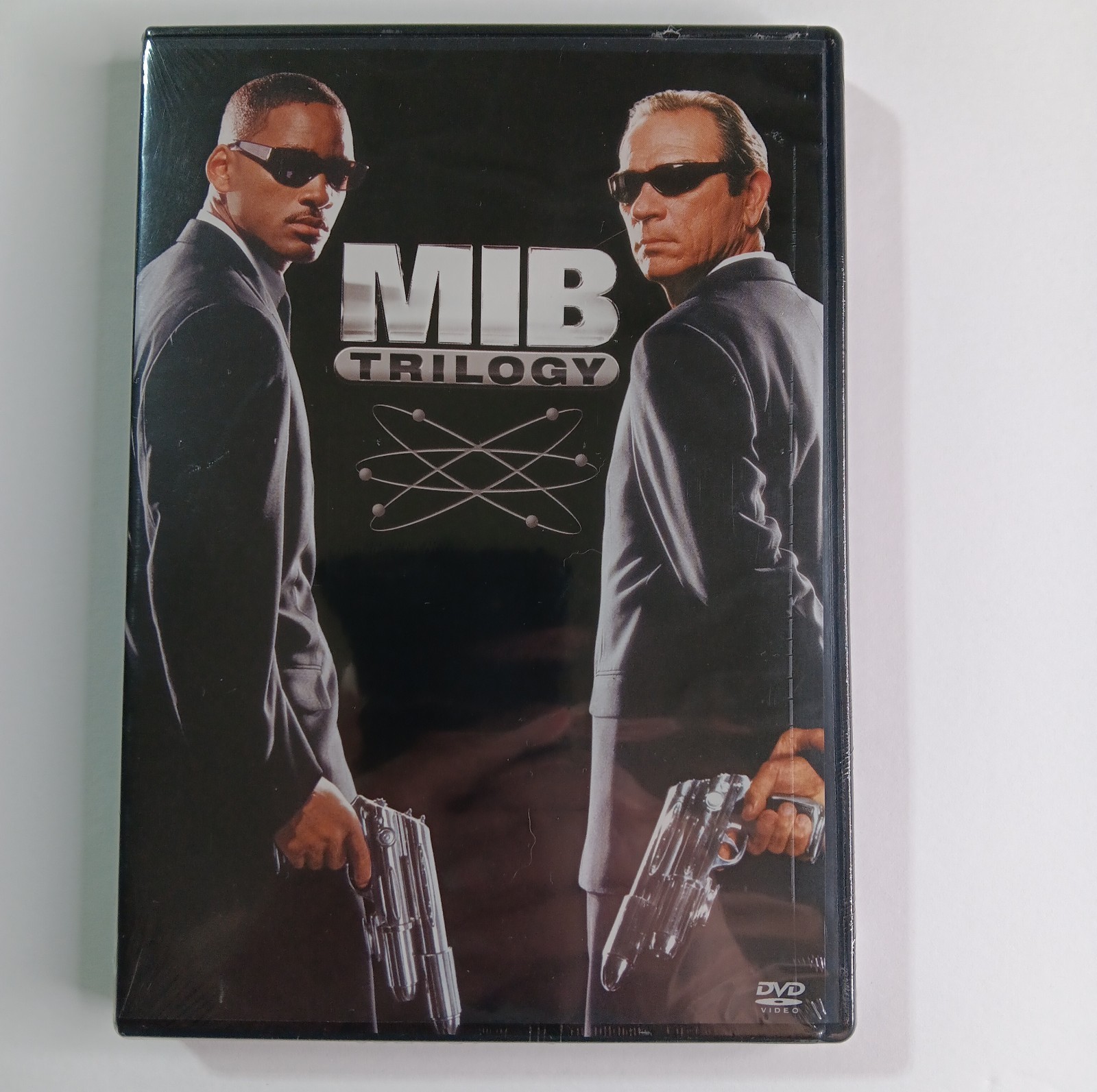 Men In Black Trilogy DVD 1 2 3 Movie Box Set Will Smith Sci-Fi Comedy NEW FLAWS