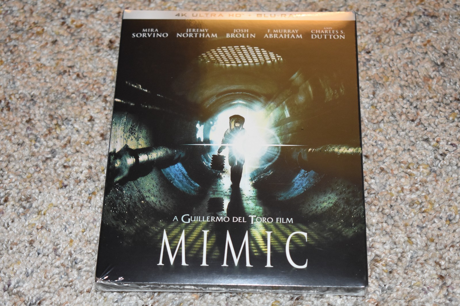 Mimic (3-Disc 4K UHD + Blu-ray) 1997 Sci-Fi Horror Cult Classic Mira Sorvino NEW