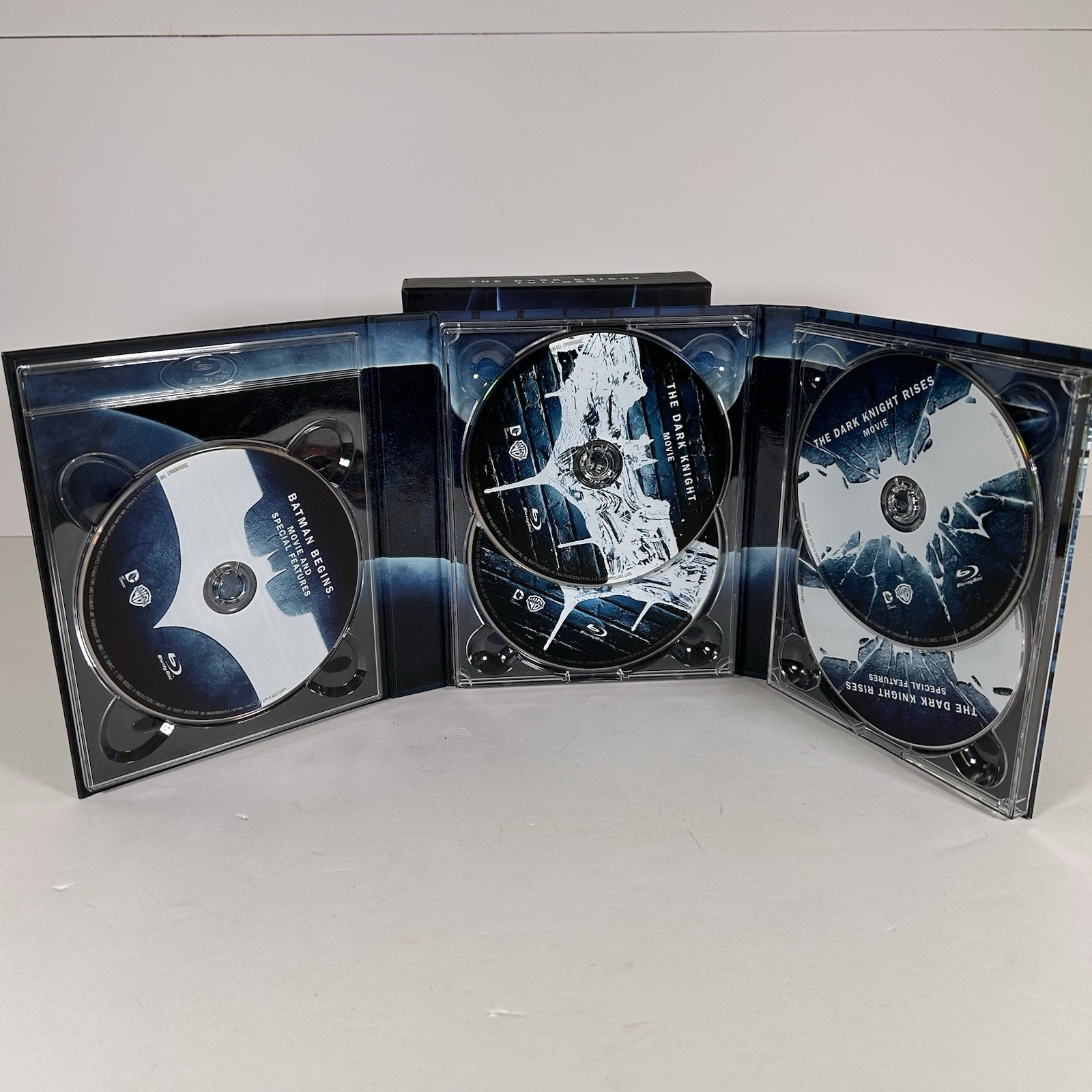 The Dark Knight Trilogy (Blu-ray Disc, 2012, 5-Disc Set, Limited Edition)