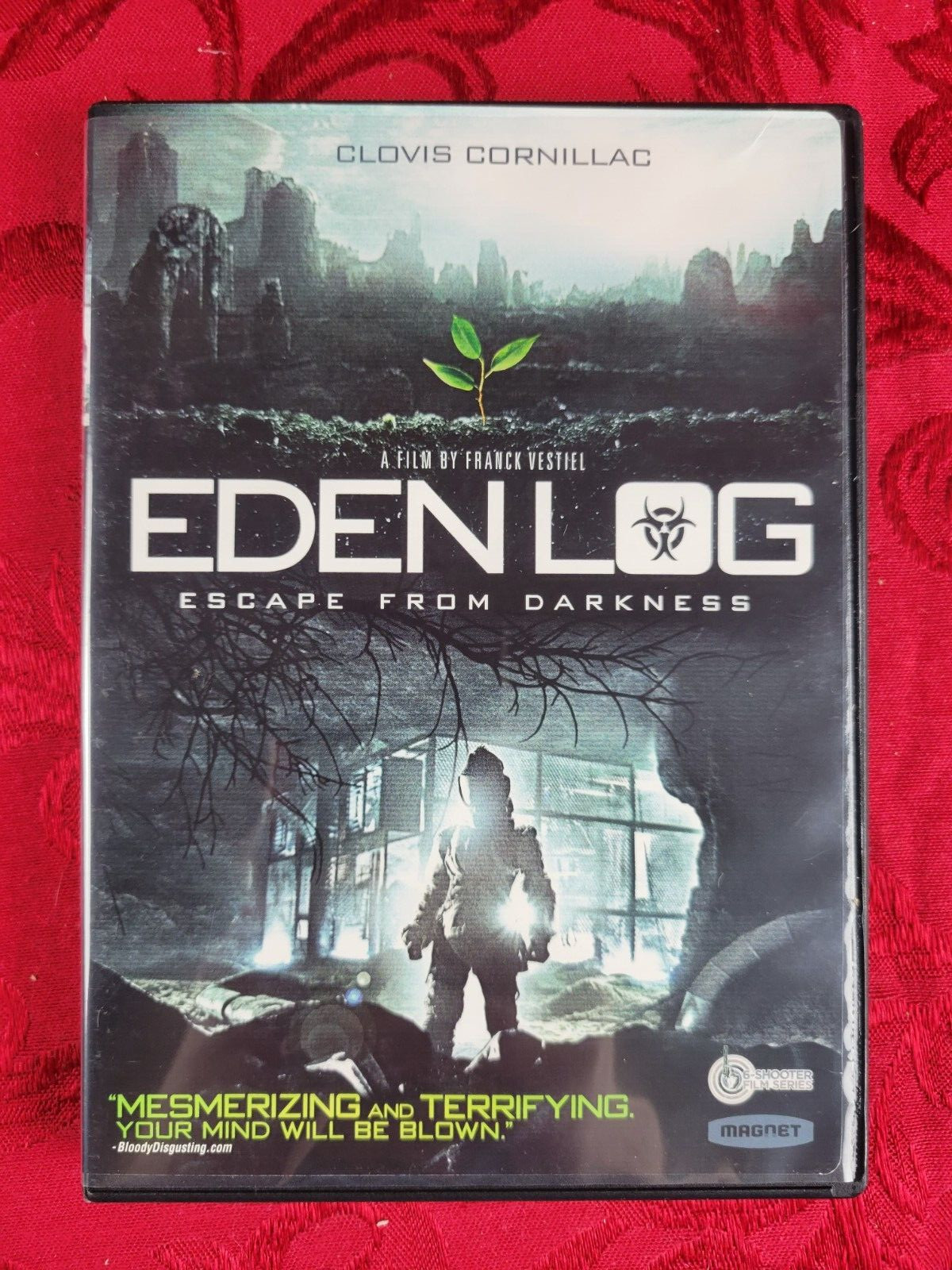 EDEN LOG (2009) MAGNOLIA HOME ENT., Frank Vestiel, Clovis Cornillac