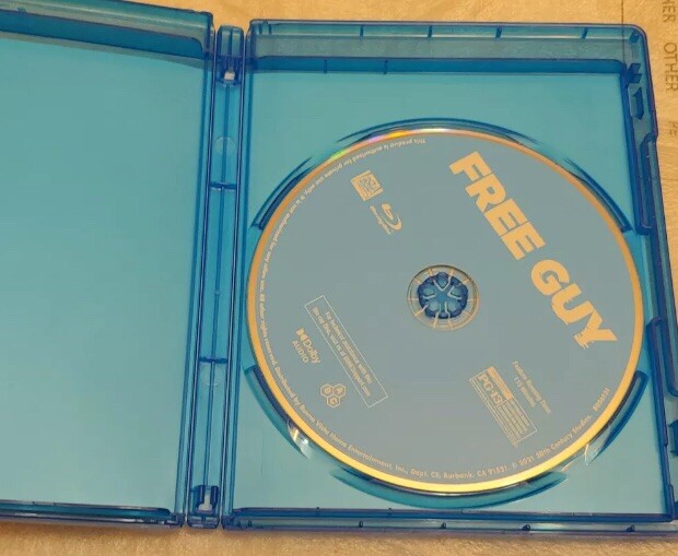 Free Guy (Blu-ray Set, 2021, No Digital) Like New