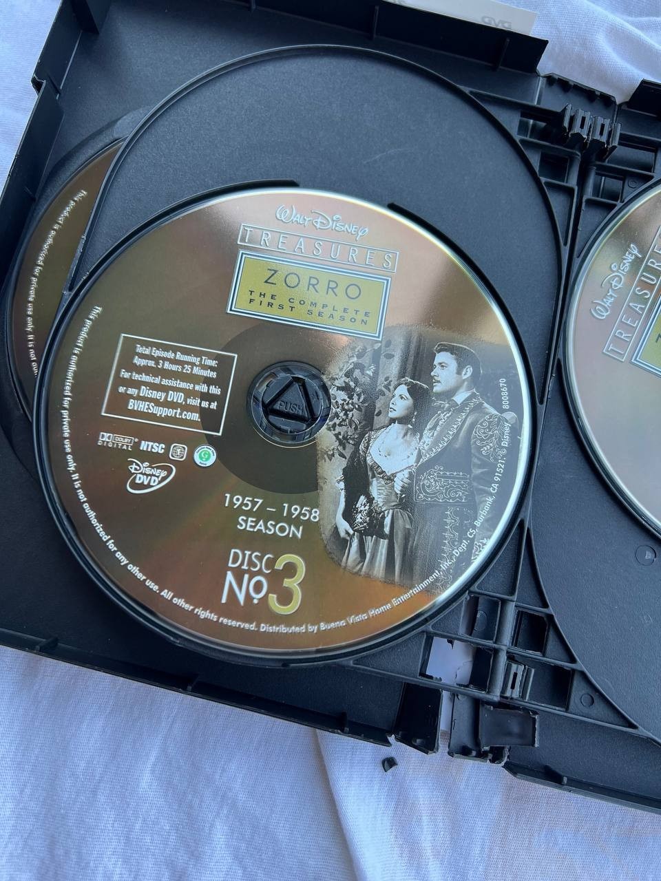 Walt Disney Treasures: Zorro The Complete First Season DVD