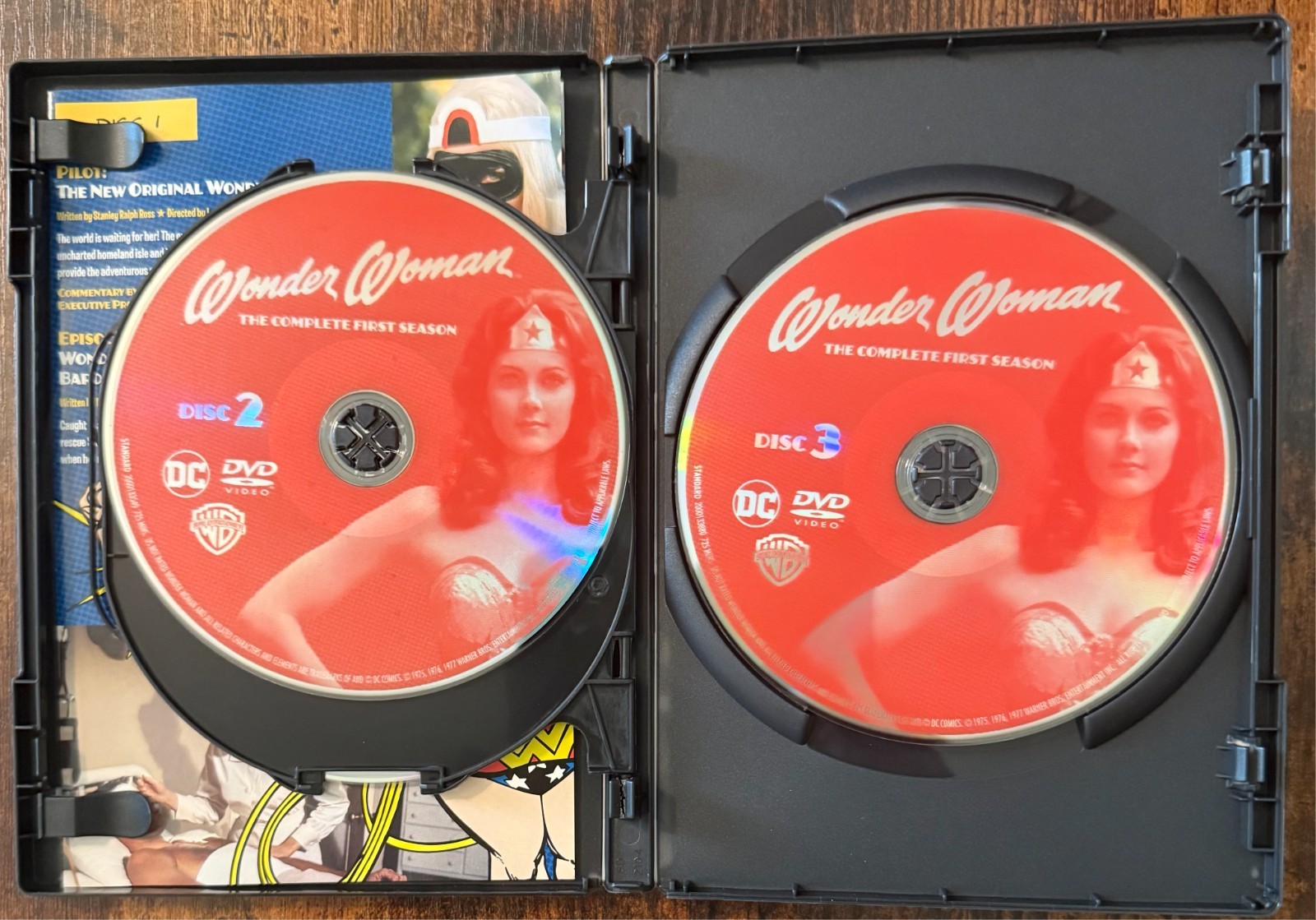 WONDER WOMAN….THE COMPLETE SERIES.. DVD.. LIKE NEW….