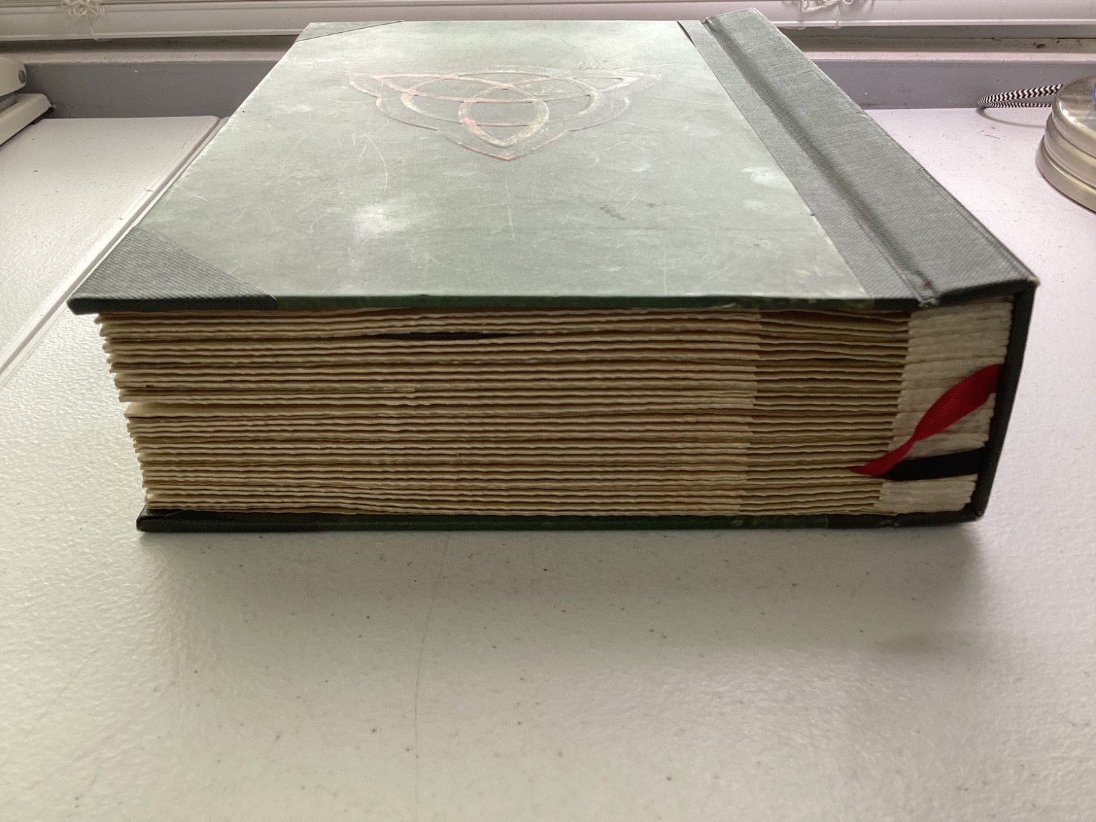 Charmed Book of Shadows DVD Set Missing 1 Disc Bonus Disc Included 48 Discs