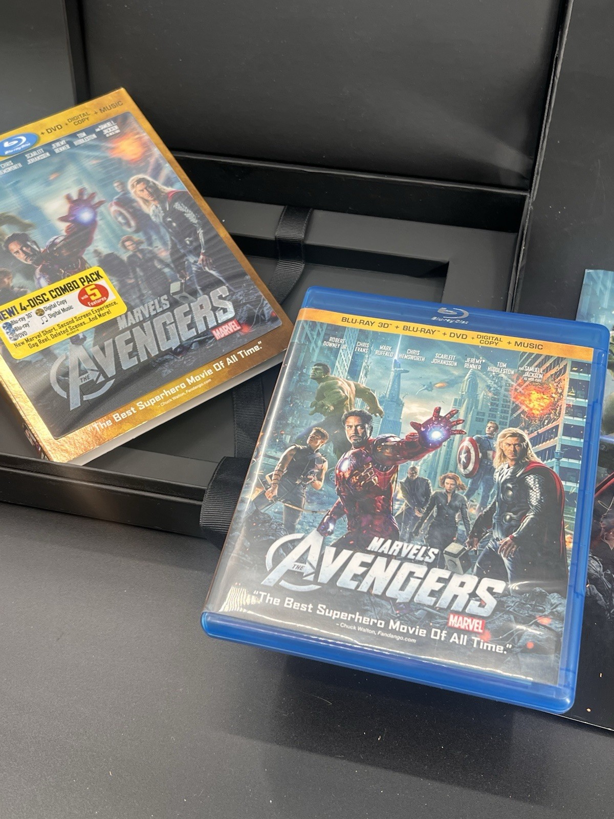 Avengers Blu-ray 3D, DVD Best Buy Exclusive Illuminated Lenticular Box Set