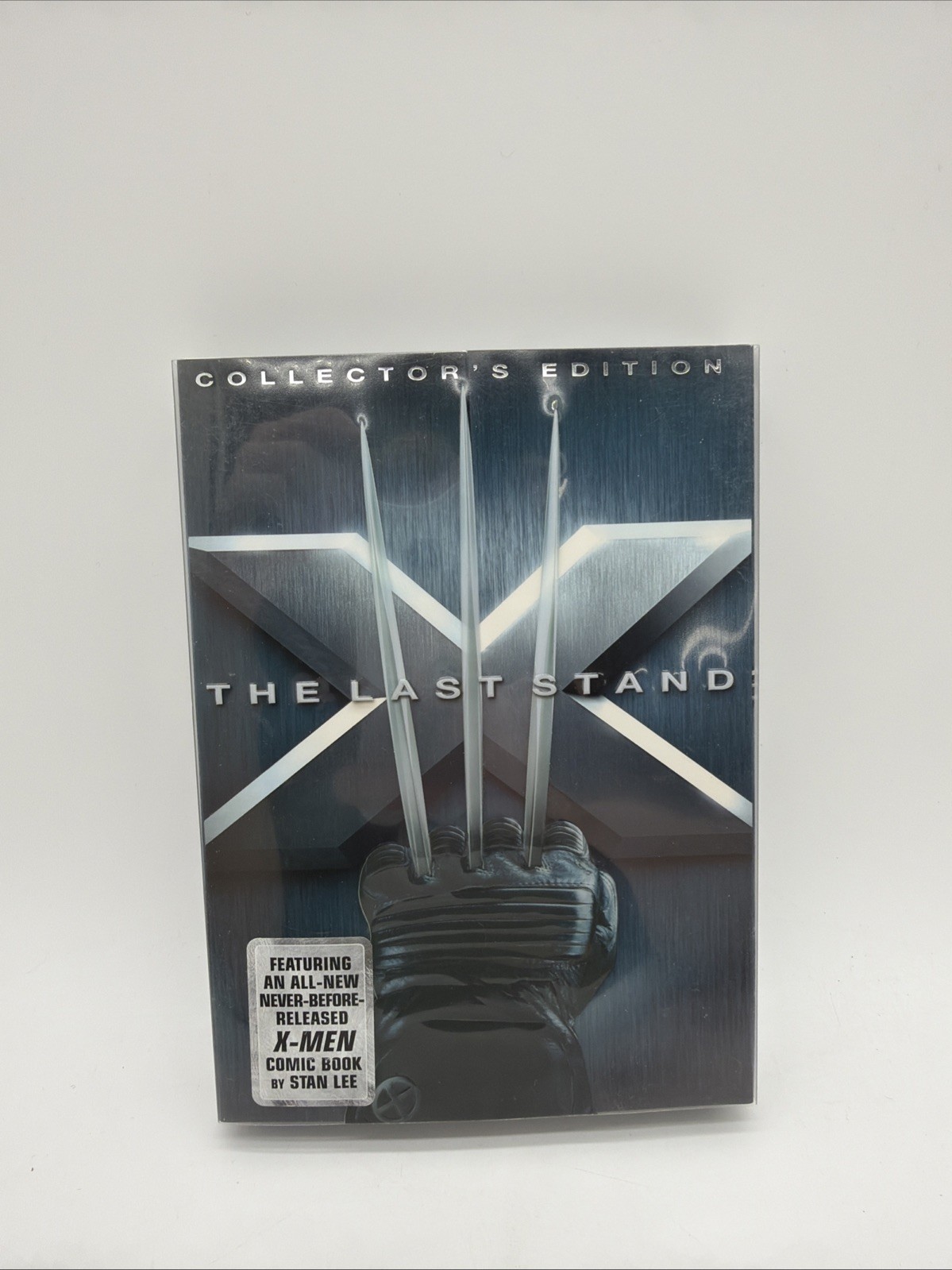 X-Men – The Last Stand (Collector’s Edition) DVDs w/ Comic Book Included (nice!)
