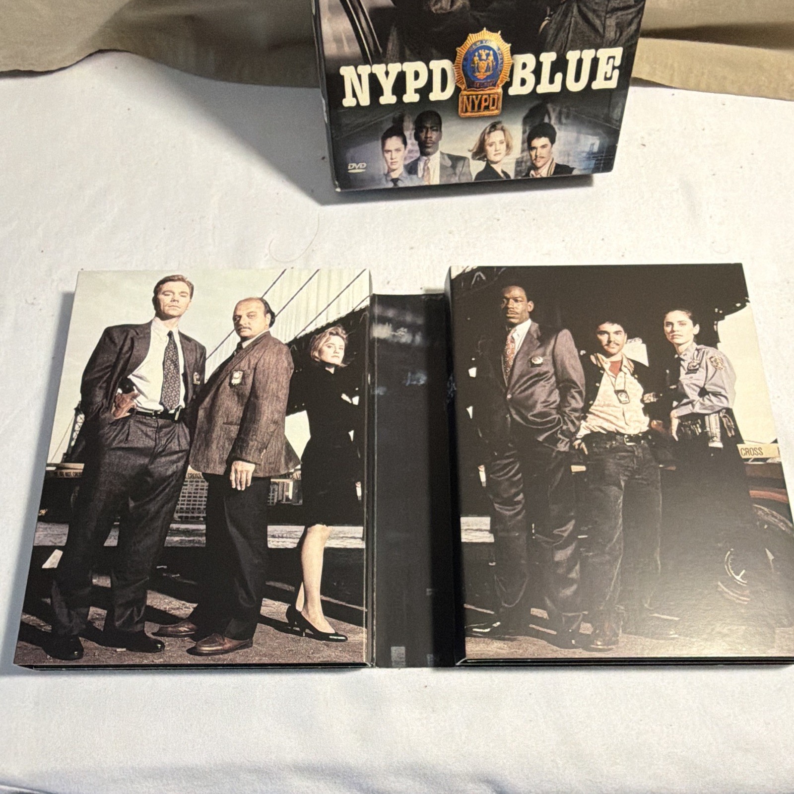 NYPD Blue Season 1 DVD 6-Disc Box Set TV Series Dennis Franz David Caruso