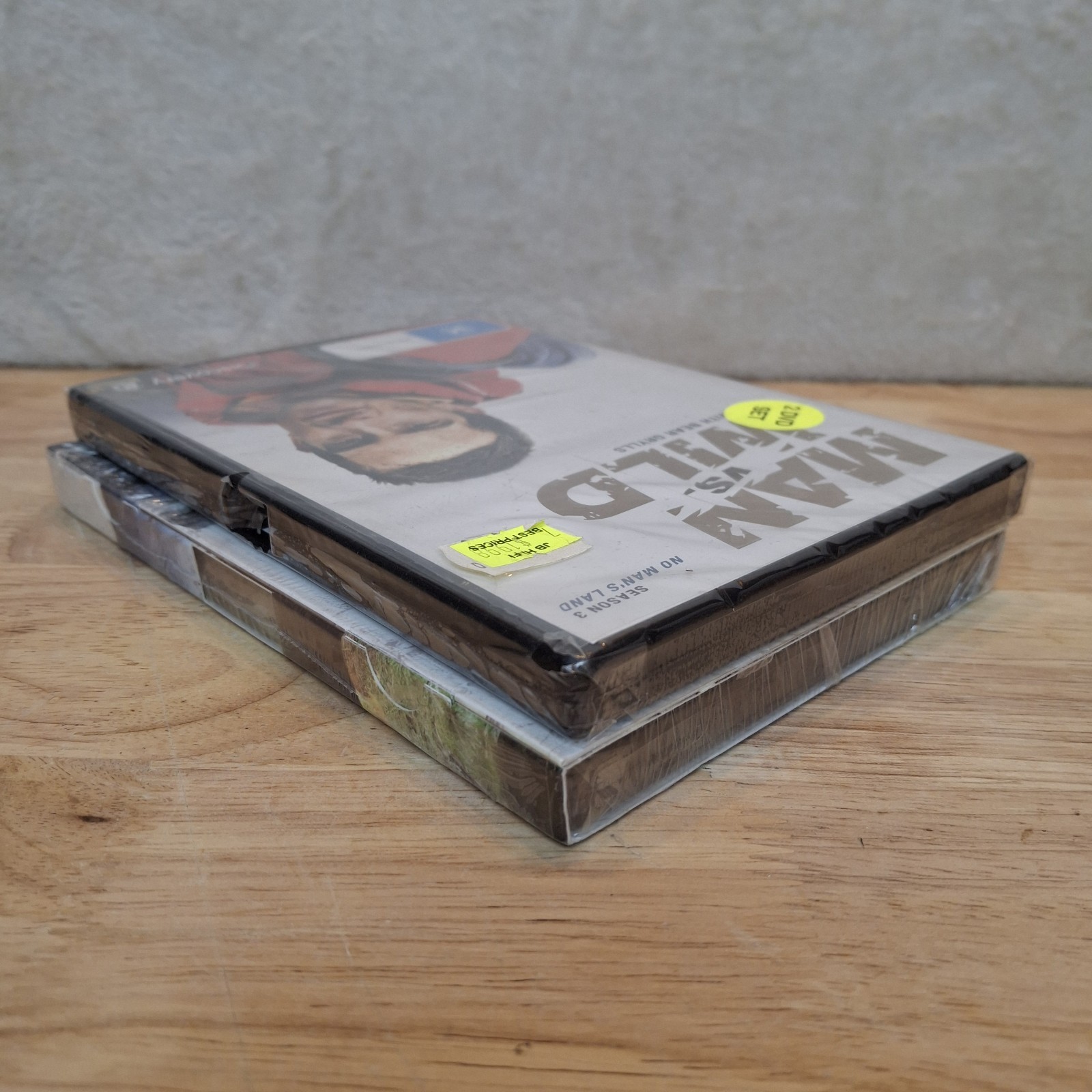 Man Vs Wild – No Man’s Land : Season 3 Sealed NEW DVD Bear Grylls 2 Disc Set