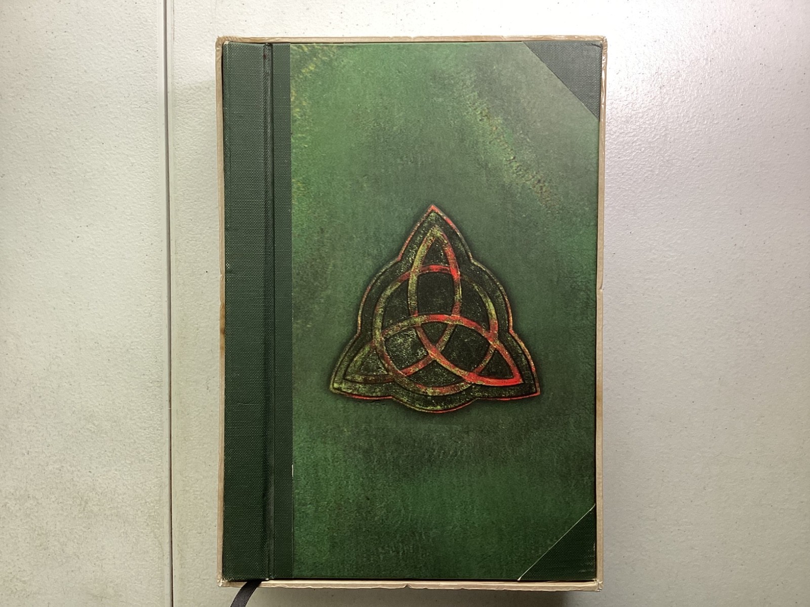 Charmed Book of Shadows DVD Set Missing 1 Disc Bonus Disc Included 48 Discs