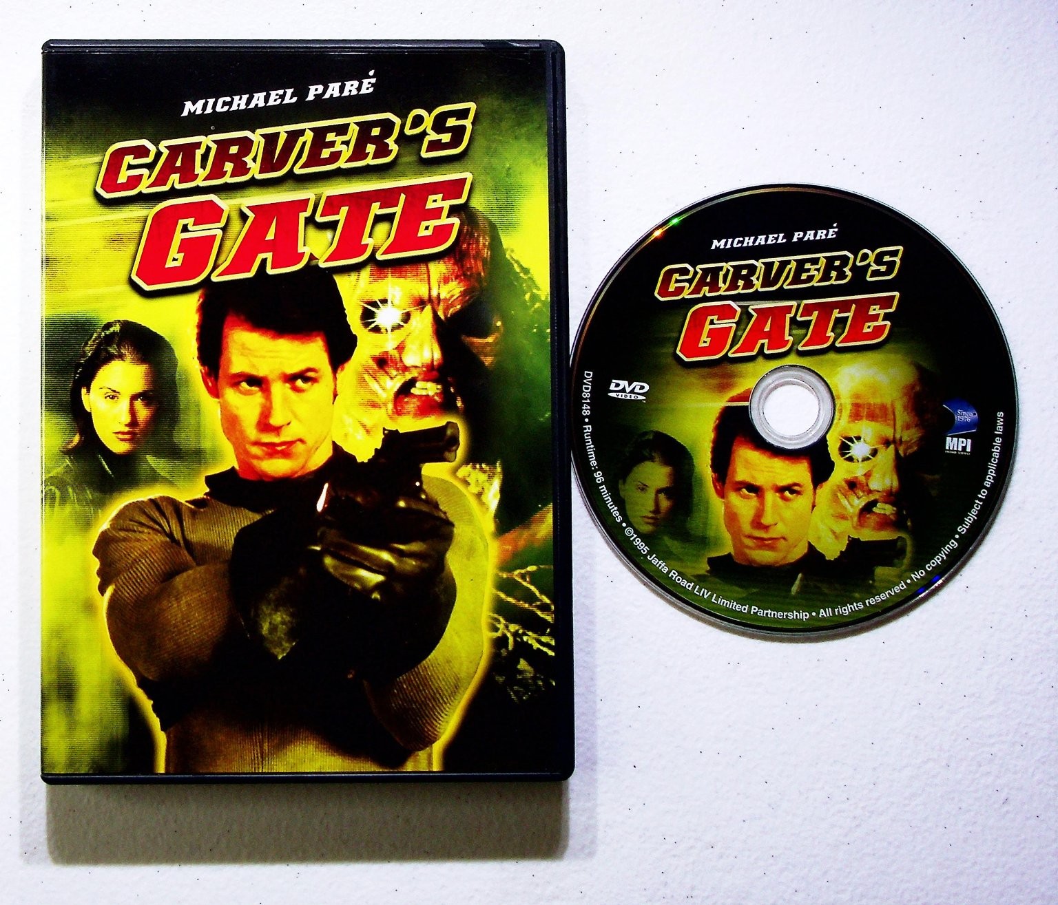 Carver’s Gate DVD 1995 Michael Pare Sci-Fi Action Thriller MPI Home Video