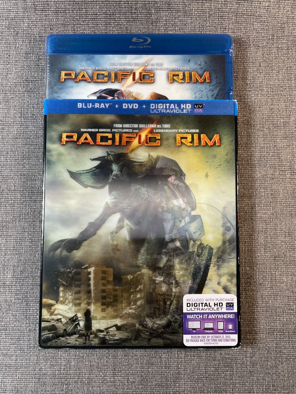 Pacific Rim 2013 Film Blu-ray DVD Combo Pack w/Lenticular Slipcover Brand NEW